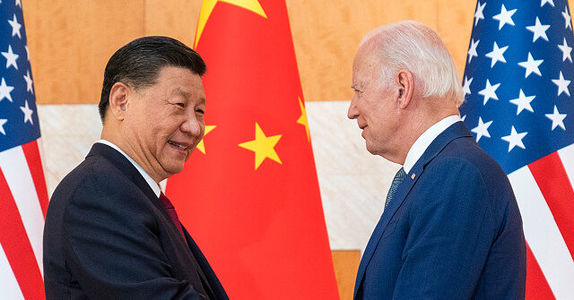 China Xi Jinping US Joe Biden hands Nov 14 2022 AP