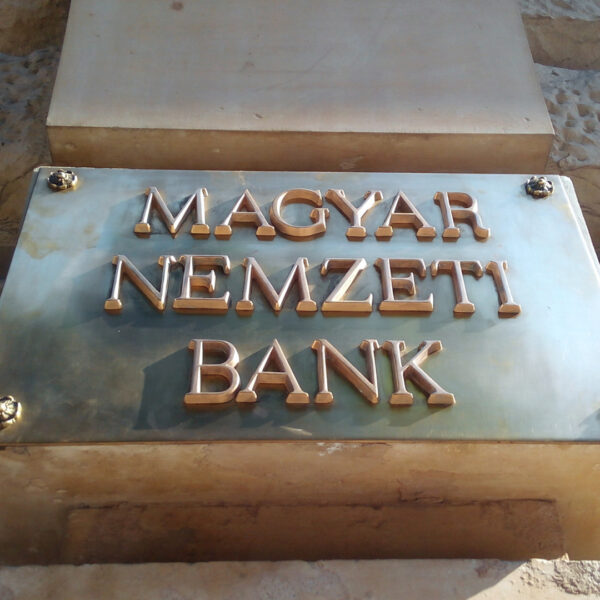 mnb magyar nemzeti bank 322523